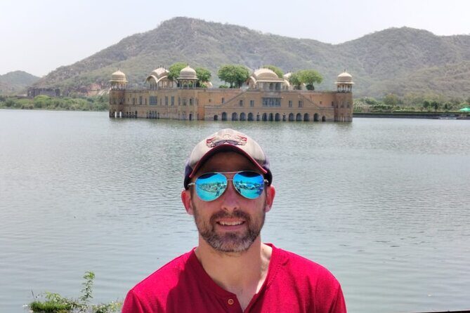 2-Day Private Jaipur City Sightseeing Tour with Six Place - What the guide adds beyond the tickets