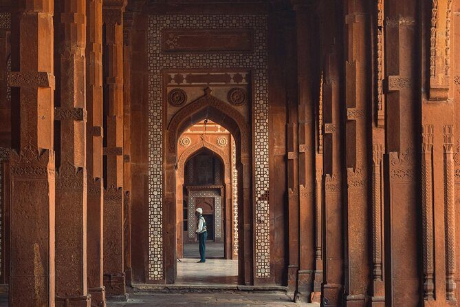 2-Day Private Tour to The Taj Mahal and Agra from Jaipur - Agra Fort and the Mughal layers beyond the Taj