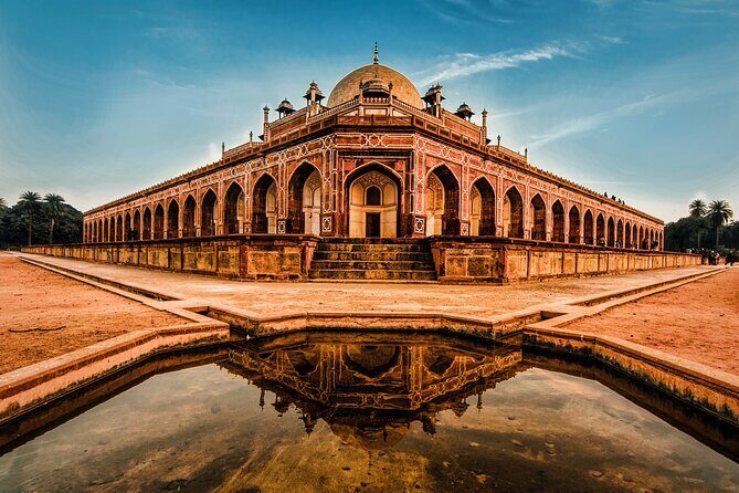 3-Days Golden Triangle's Private Tour - Delhi day: Red Fort to Akshardham, then Qutub Minar and Agra