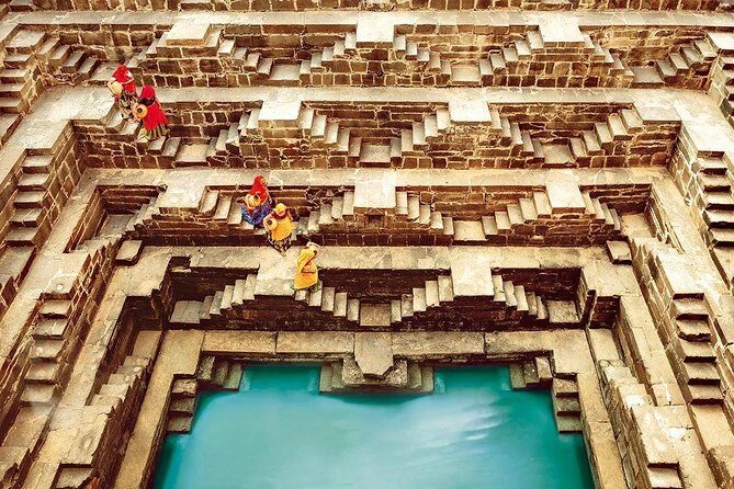 3 Days: Private Guided Tour Of Jaipur & Agra With Drop At Delhi - Day 2 in Agra’s orbit: Chand Baori, Fatehpur Sikri, and the Taj Mahal