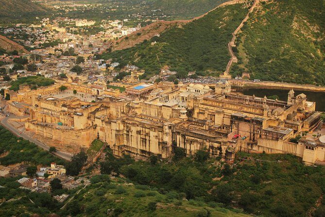 6-Night Royal Rajasthan: Private Tour from Jaipur, India - Amber Palace and Hawa Mahal: two Jaipur icons with different energy