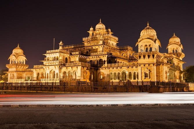 All inclusive Vegetarian Jaipur Food and Heritage Tour - Markets that feed your eyes before your stomach