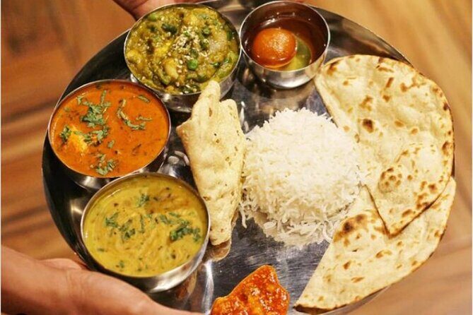 Cooking class & meal (Indian Food) with local family in Jaipur. - Meeting Your Hosts in a Real Jaipur Home (Ravi and Suman)