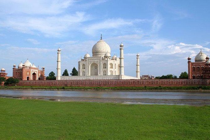 Day Trip to The Taj Mahal and Agra from Jaipur - Taj Mahal at late-morning timing: guided viewing + golf cart convenience