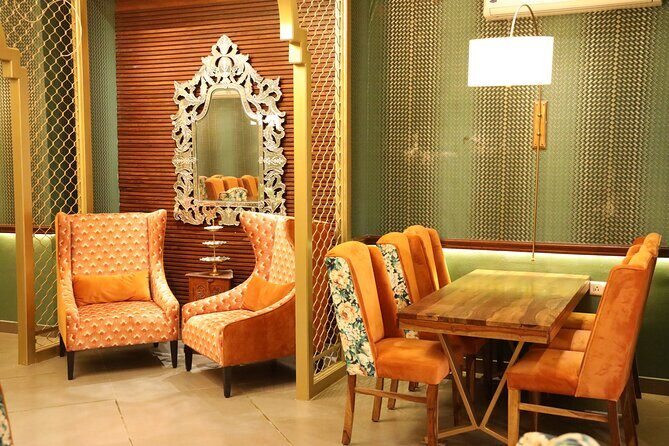 Dinner at Indian Ethnic Restaurant & Witness Majestic Night Arti - Key highlights worth caring about
