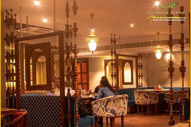 Dinner at Indian Ethnic Restaurant & Witness Majestic Night Arti - Dinner at Govindam Retreat: your Jaipur food anchor