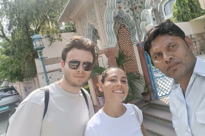 Explore Full Day Jaipur Guided Tour by Car with Guide - Pickup, your private car, and the traffic reality