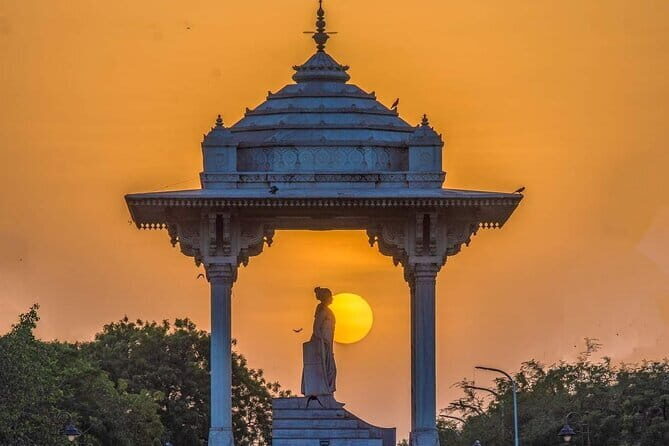 Explore Jaipur at Night with Patrika Gate - Why Jaipur at night feels different (and this route makes it easy)