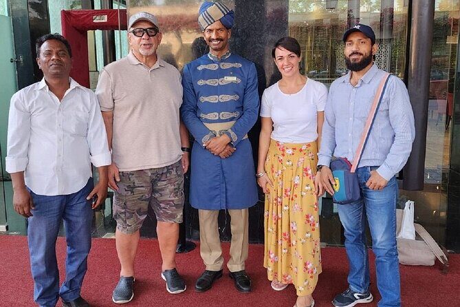 Explore Taj Mahal & Sacred Mathura–Vrindavan Tour From Jaipur - Jaipur Pickup and the Road to Abhaneri
