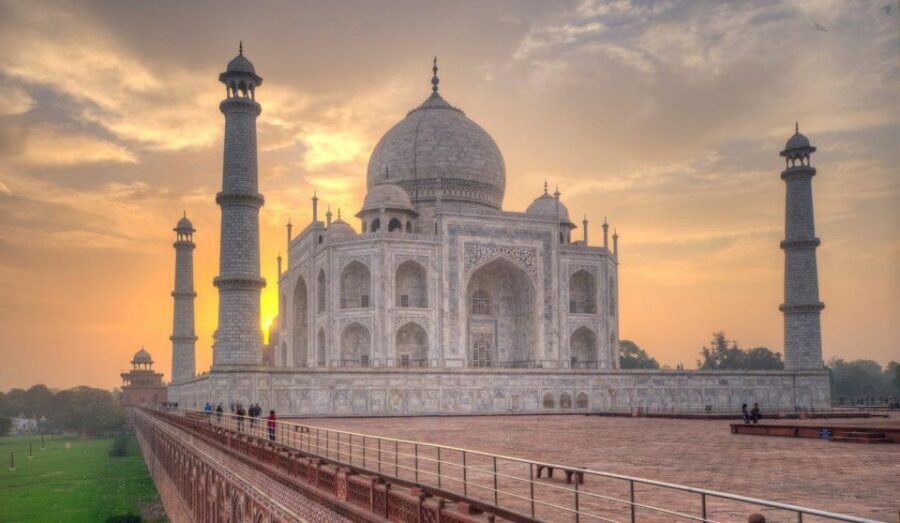 From Delhi: Private 5 Days Golden Triangle Guided Tour - Price and logistics: what $104 per person really buys