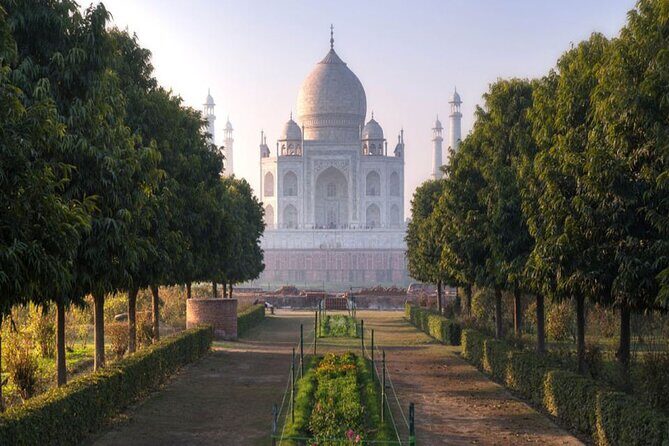 From Jaipur Private Taj Mahal & Agra Fort Day tour with Transfers - Using your Taj Mahal time wisely (3 hours with a guide)