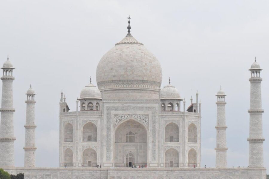 From Jaipur: Private Taj Mahal Sunrise & Agra Fort Tour - Inside the Taj Mahal: what your guide should help you notice