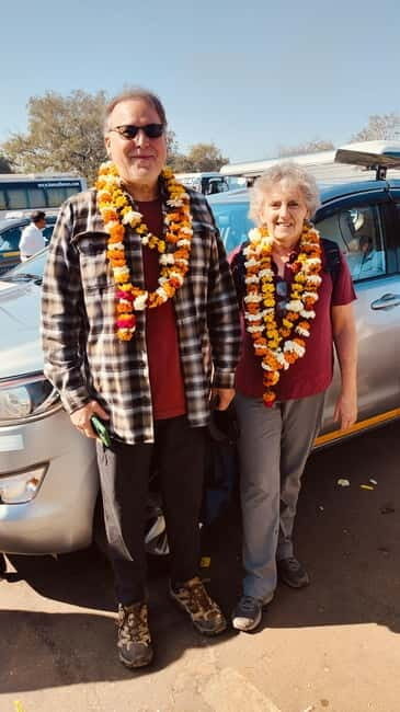 From Jaipur: Private Tajmahal Sunrise & Agra CityTour By Car - The drive: air-conditioned comfort and real scheduling, not just transport