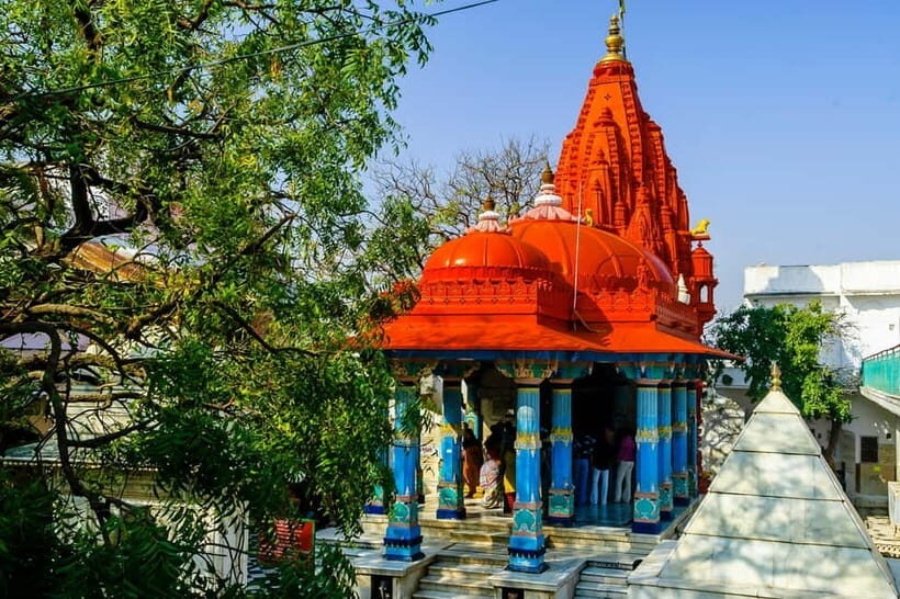 From Jaipur: Pushkar and Ajmer Private Day Trip - Comfort, Guides, and English Support: How the Day Typically Feels