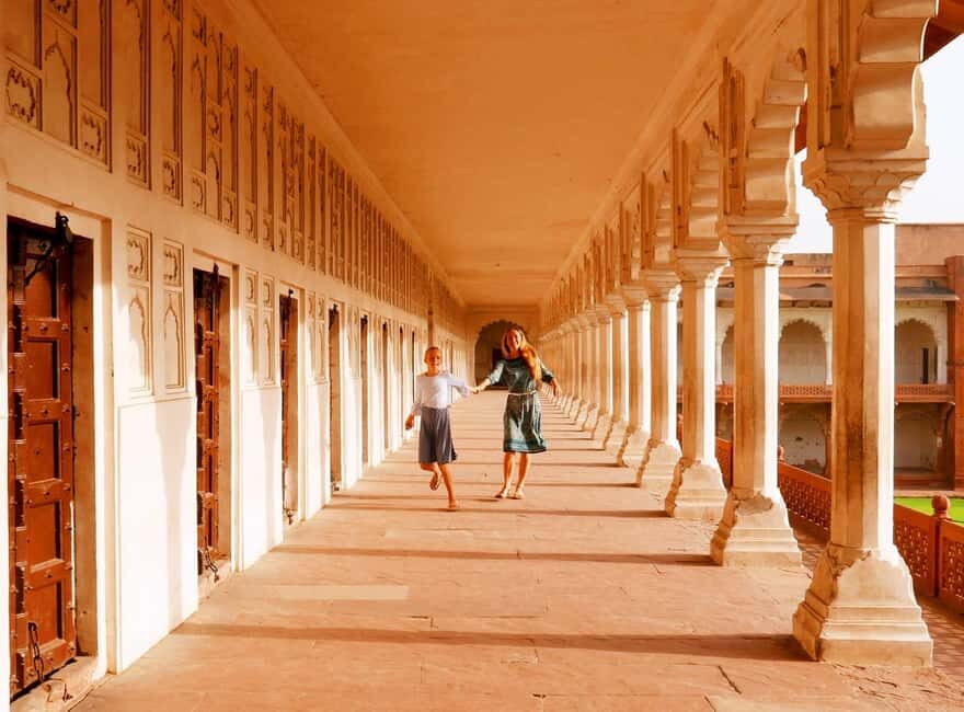 From Jaipur: Same Day Taj Mahal Tour with Fatehpur Sikri - Agra Fort: Red sandstone, big scale, and a clear history thread