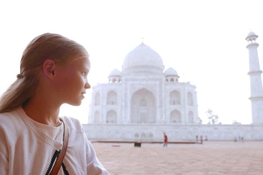 From Jaipur: Same Day Taj Mahal Tour with Fatehpur Sikri - Lunch choice plus Baby Taj: How the day finishes stronger