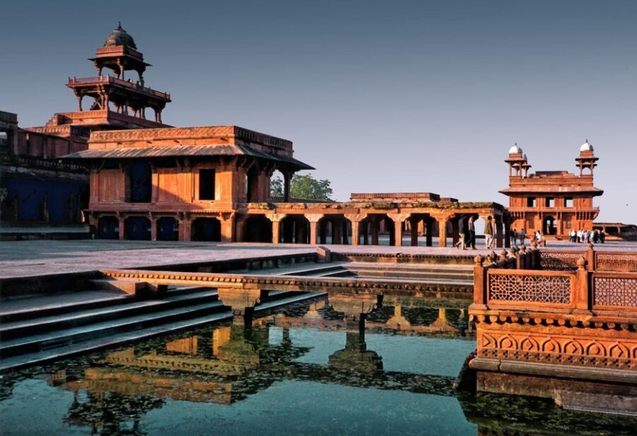 From Jaipur: Same Day Taj Mahal Tour with Fatehpur Sikri - Who this tour fits best (and who should skip it)