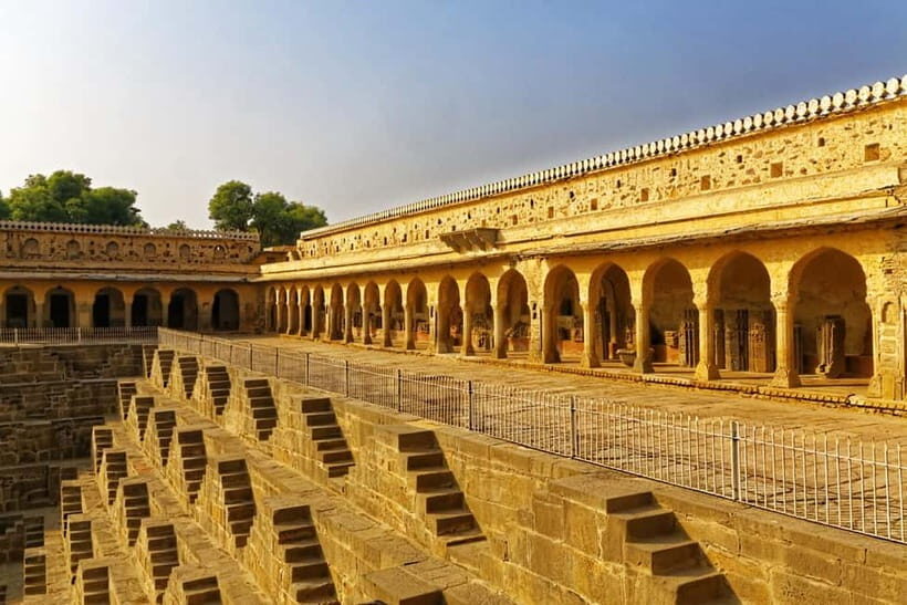From Jaipur: Same Day Trip to Abhaneri Chand Baori Stepwell - Chand Baori: the stepwell you’ll want to circle twice