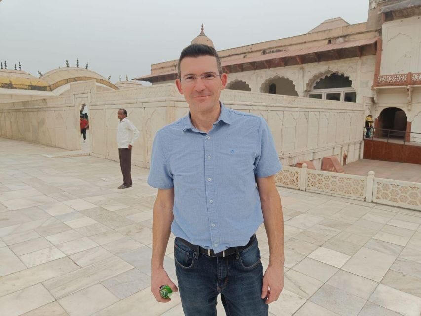 From Jaipur: Taj Mahal & Agra Private Guided Day Tour - Jaipur to Agra: The Comfort-First Part of the Day