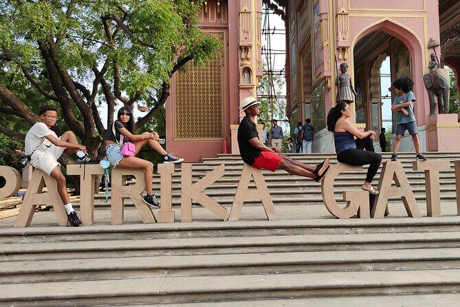 Full Day Jaipur (Pink City) Tour - Driver vs Guide: How to Get the Level of Explanation You Want