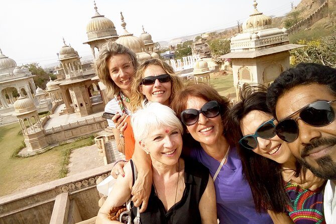 Full-Day Jaipur Sightseeing Tour by Car and Guide - Amer Fort (Jaipur Fort): the grand climb and the royal scale
