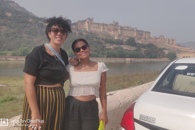 Full Day Private Tour of Jaipur : Sightseeing tour - Stop 3: Hawa Mahal for a fast Palace of Winds look