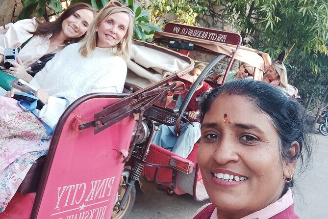 Guided Morning E-Rickshaw Ride with Food Tasting at Jaipur - Why a guided e-rickshaw morning works in Jaipur