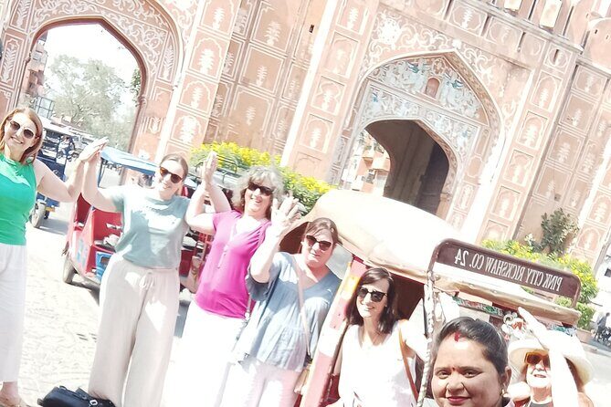 Guided Morning E-Rickshaw Ride with Food Tasting at Jaipur - From Raj Mandir Cinema to Ajmeri Gate: starting with real local geography
