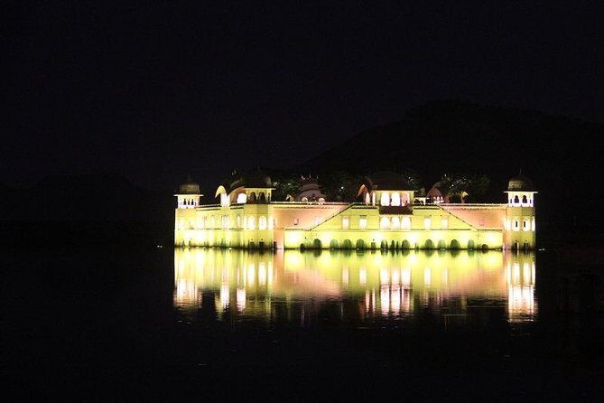 Guided Night Tour of Jaipur With Optional Street Food Tasting - Amber (Amer) Fort at Night: The World Heritage View Without the Inside Rush