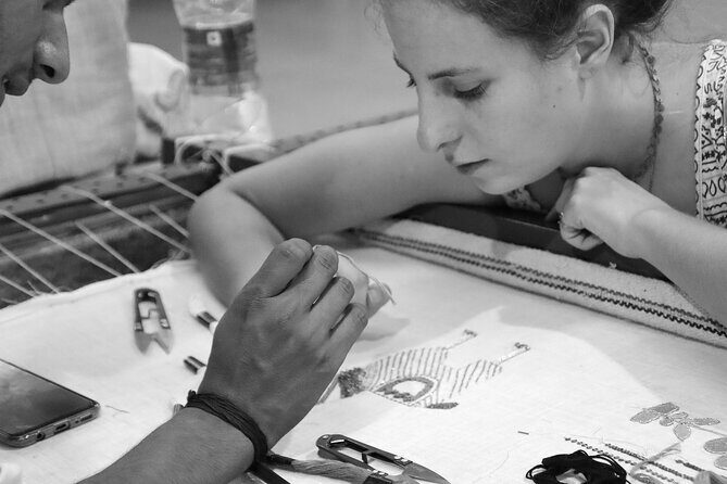 Hands-on Embroidery Workshop - Finding Creatis and Getting Comfortable Fast