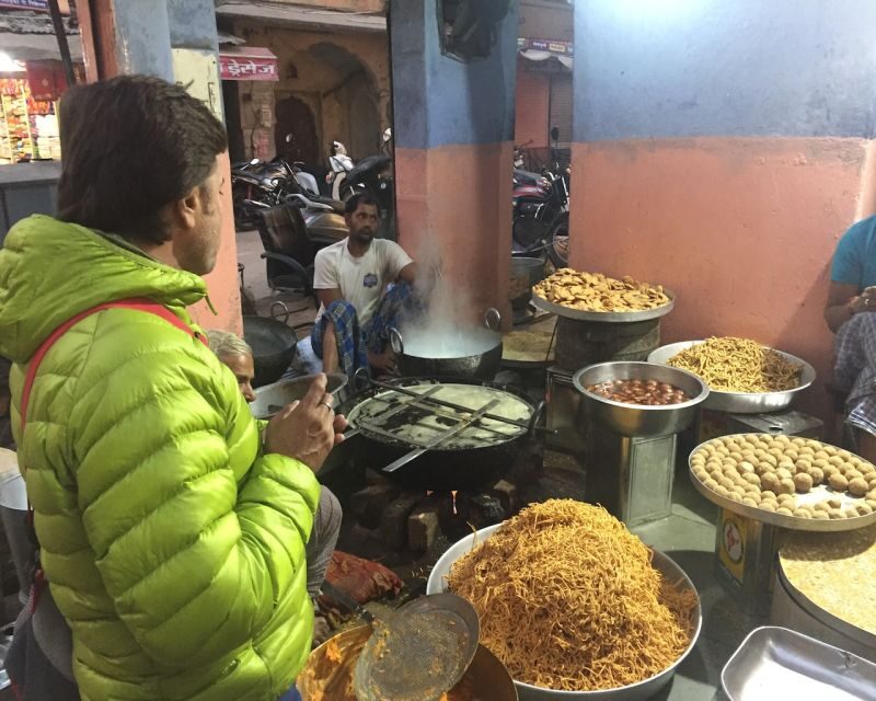 Heritage Walk & Street Food Tasting in Jaipur - Badi Chaupar: local tastes meet Jaipur’s geometric city design