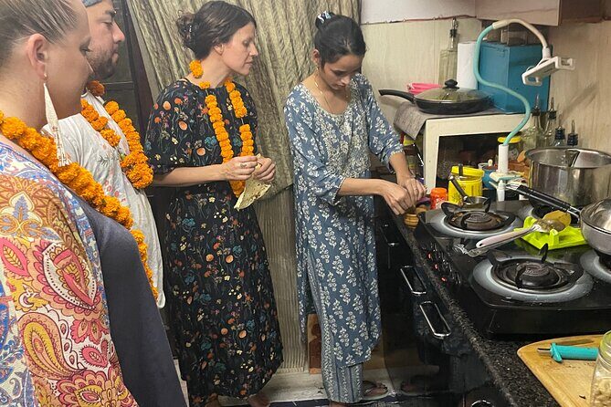 Interactive Cooking Class with a Local Family in Jaipur - What You’ll Cook: Chapati, Paratha, and North India Comfort Food