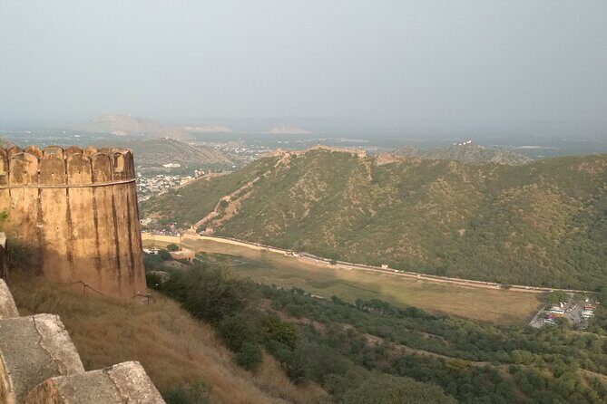 Jaipur 02 Days Private Tour with Vehicle+Professional Chauffeur - Day 2: Jaigarh Fort, Kanak Vrindavan Gardens, and Nahargarh Fort