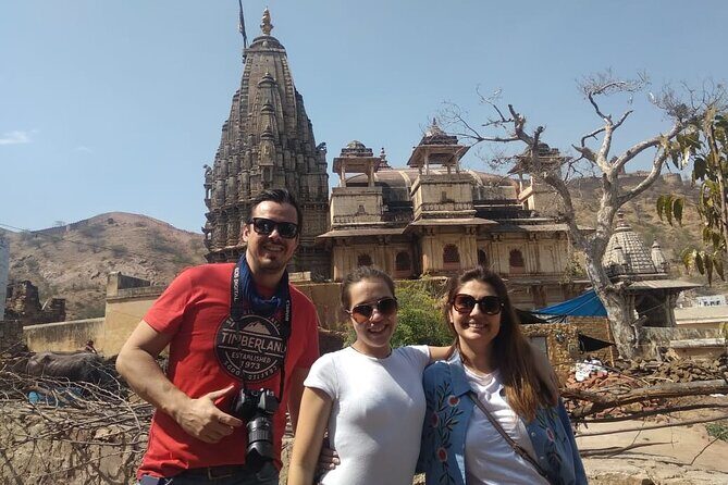 Jaipur- 1 Day Private Tour With Guide - Hawa Mahal: seeing the famous facade without turning it into a rush
