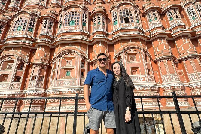 Jaipur: 2 Days private City Tour With Guide - Amber Fort (UNESCO): Rajput walls, Mughal touches, and lake views