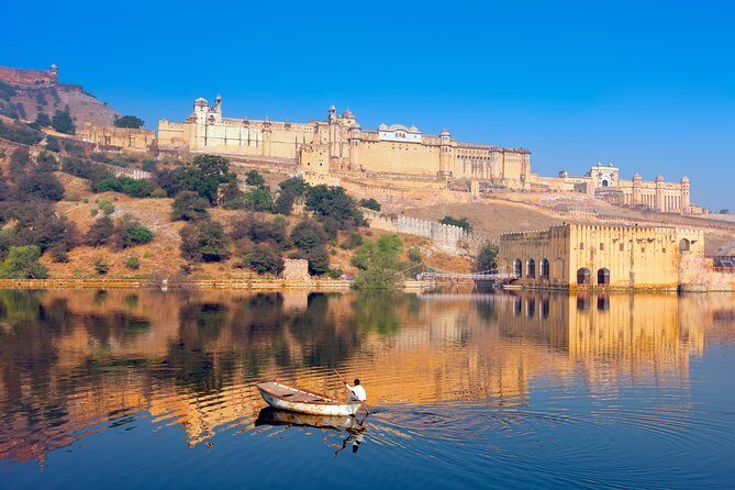 Jaipur Amer Fort, Jal Mahal & Stepwell Private Half-Day Tour - A tight 5-hour route that still feels personal