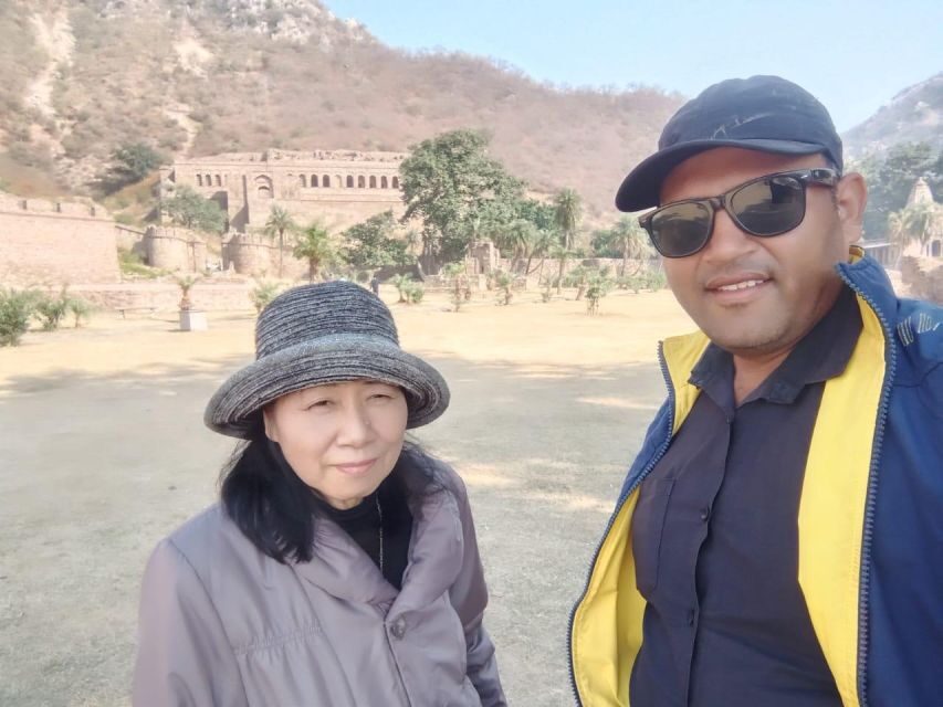 Jaipur: Chand Baori & Bhangarh Fort tour - All Inclusive - Chand Baori’s stepwell: where the guide actually matters