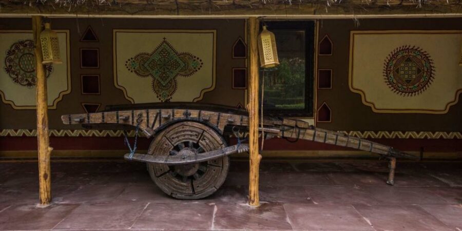 Jaipur: Chokhi Dhani with Private Transportation and Dinner - Inside the reconstructed village: what you’ll see while walking the huts