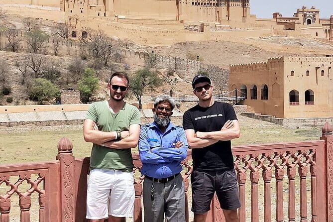 Jaipur City Full Day Visit and Sightseeing Private Tour - Hawa Mahal: The Palace of Winds, Women’s Quarters, and That Famous Facade