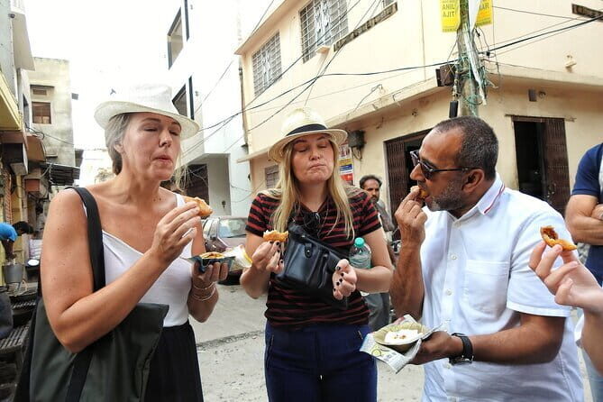 Jaipur City Heritage on wheels - Riding Into Jaipur’s Walled City With a Real Guide (Kunal)