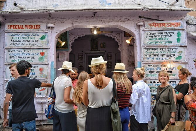 Jaipur City Heritage on wheels - Getting Oriented at R-CAT (and Why the Start Time Matters)