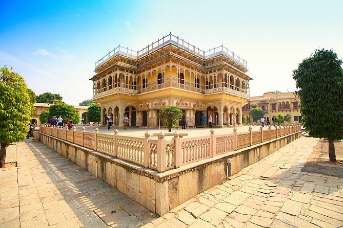 Jaipur City Palace, Hawa Mahal & Jantar Mantar Private Tour - Who this tour suits best