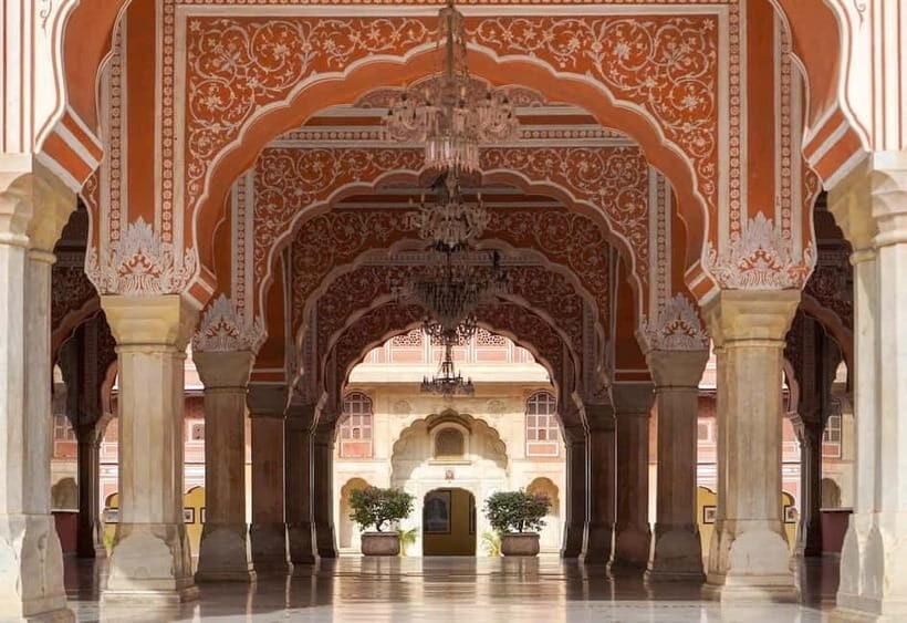 Jaipur: City Palace Museum - Direct Official Ticket - Sileh-Khana: arms and armor with real focus