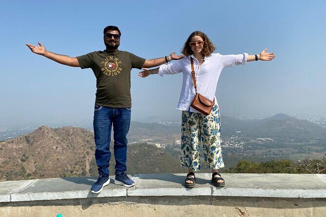 Jaipur City Tour by Tuk-Tuk - Amer Fort: Mughal architecture with a hilltop payoff
