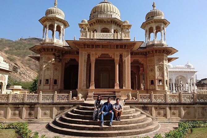 Jaipur City Tour with a Licensed Guide - Hawa Mahal and City Palace: Pink Stone Meets Palace Power