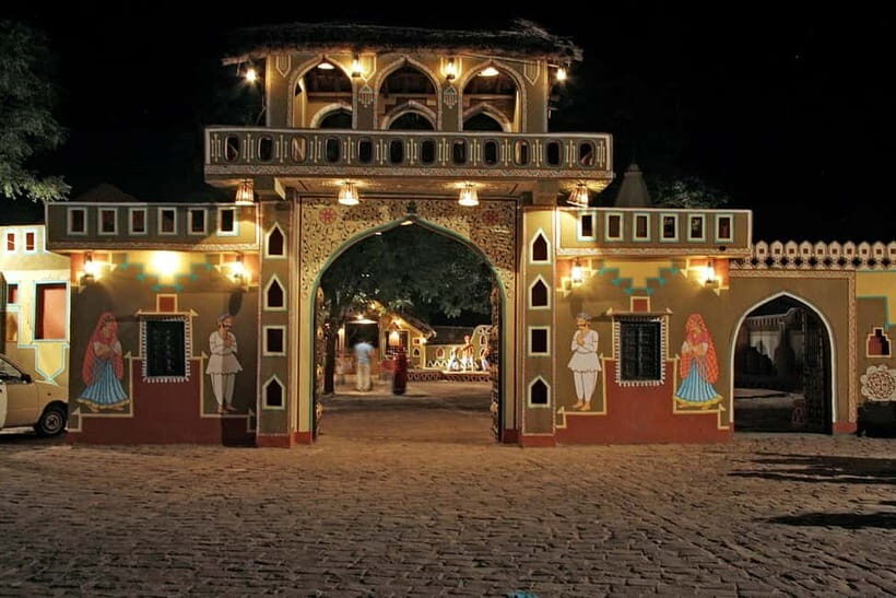 Jaipur: Cultural Evening Tour & Dinner at Chokhi Dhani - Chokhi Dhani After Dark: Pickup, Timing, and How the 4 Hours Unfold