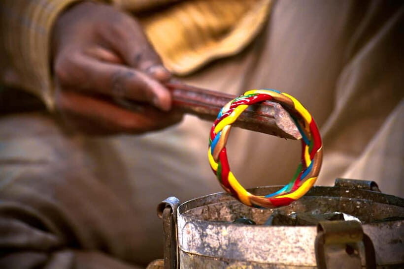 Jaipur: Cultural Tour with Artisan Craft Experiences - Getting to the workshops: private tuk-tuk and smart Jaipur photo stops