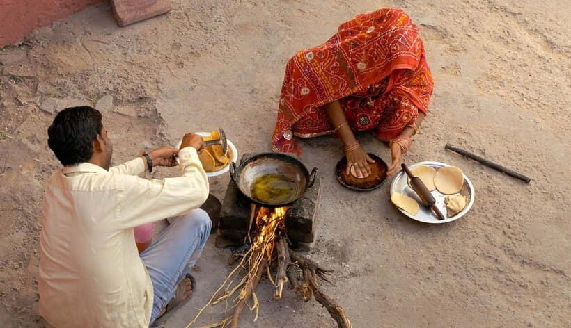 Jaipur: Cultural Tour with Artisan Craft Experiences - Clay pottery in a craft village: make something that feels real