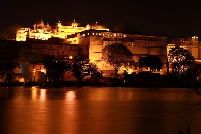 Jaipur: Evening City Tour In Open Jeep - Nahargarh Fort in an open jeep: city views that feel cinematic