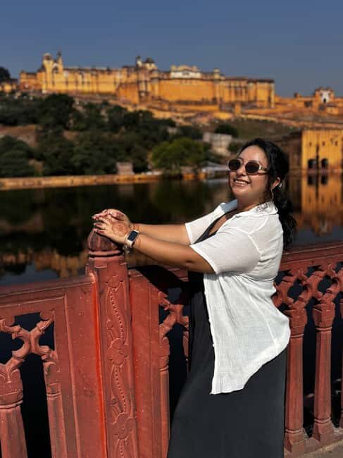 Jaipur: Full Day City Highlights Tour with Tour Guide - Amber Fort and the Sheesh Mahal: why this fort is the anchor stop
